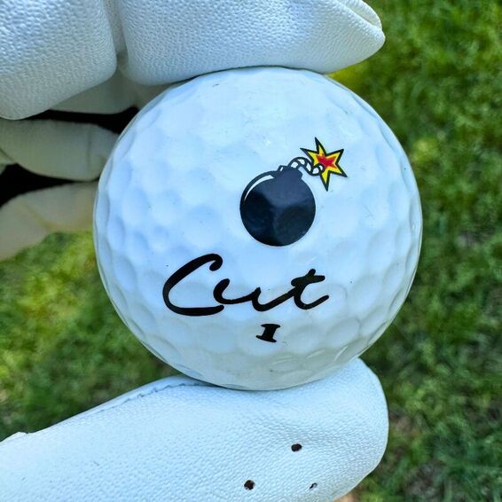 Bomb Design on golf ball 